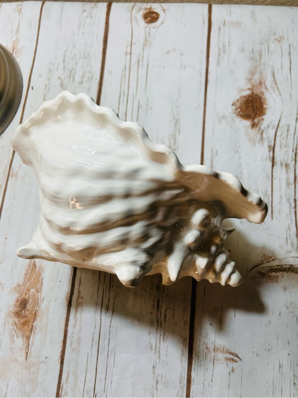 Vintage White Ceramic Conch Sea Shell Decorative Bowl Planter Decorative - Picture 9 of 9